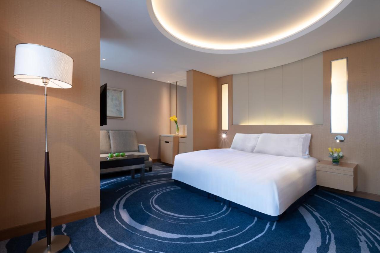 Crowne Plaza Shenzhen Futian, Near To Shenzhen Convention&Exhibition Centre, Shenzhen Stock Exchange And Shenzhen Civic Center, Outdoor Heated Pool Hotell Eksteriør bilde